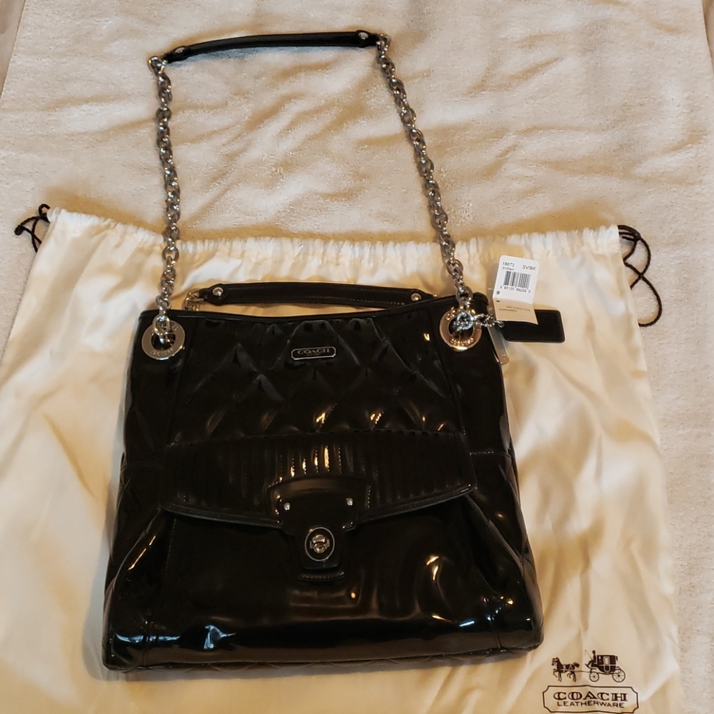 Coach. Poppy Liquid Gloss Slim North South 18673 B